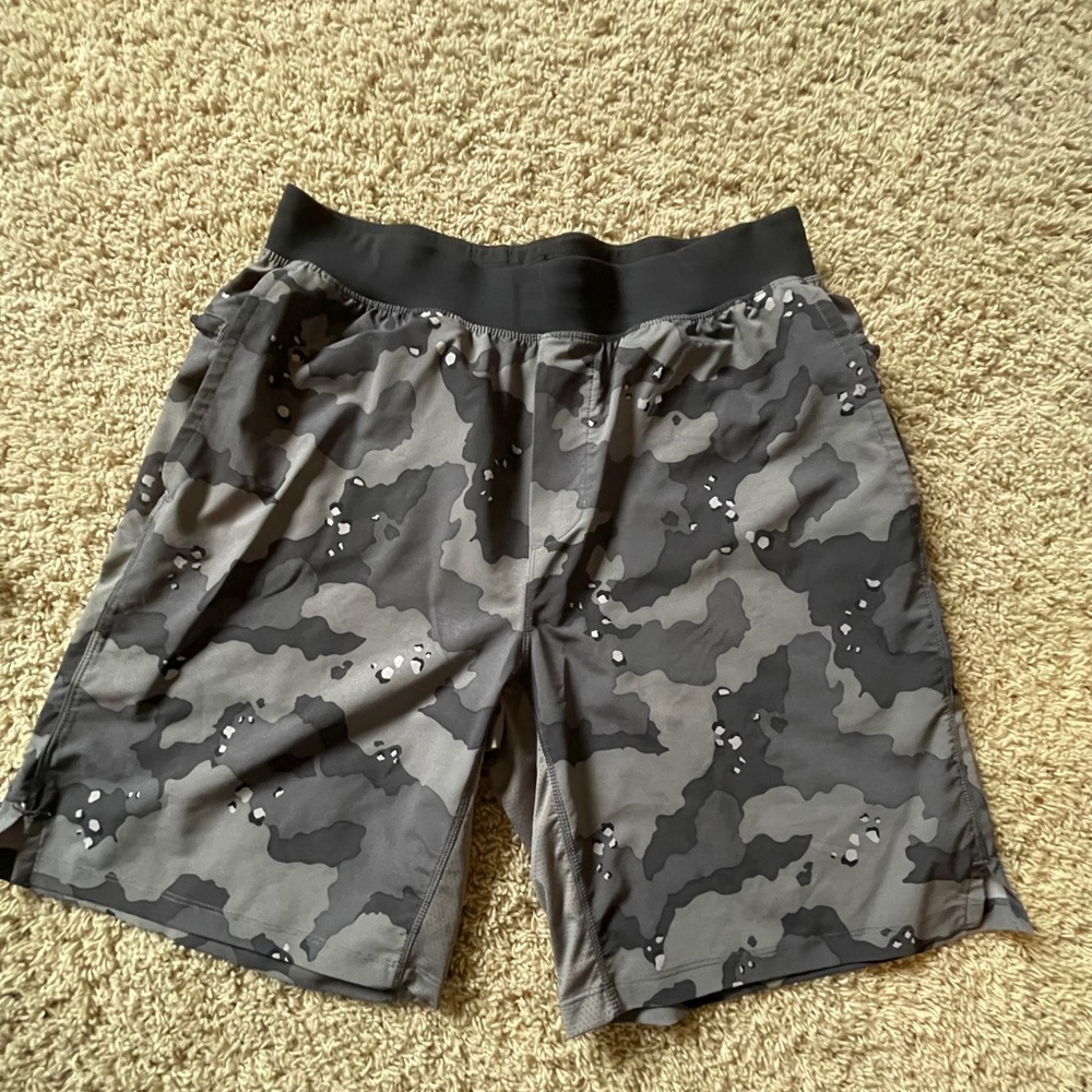 Fabletics Men Shorts